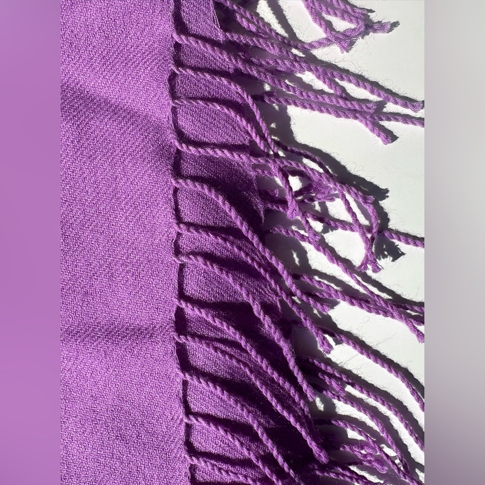 100% Cashmere Elegant Fuchsia Purple Shawl Wrap Scarf, 72”x28.5” - Picture 4 of 8